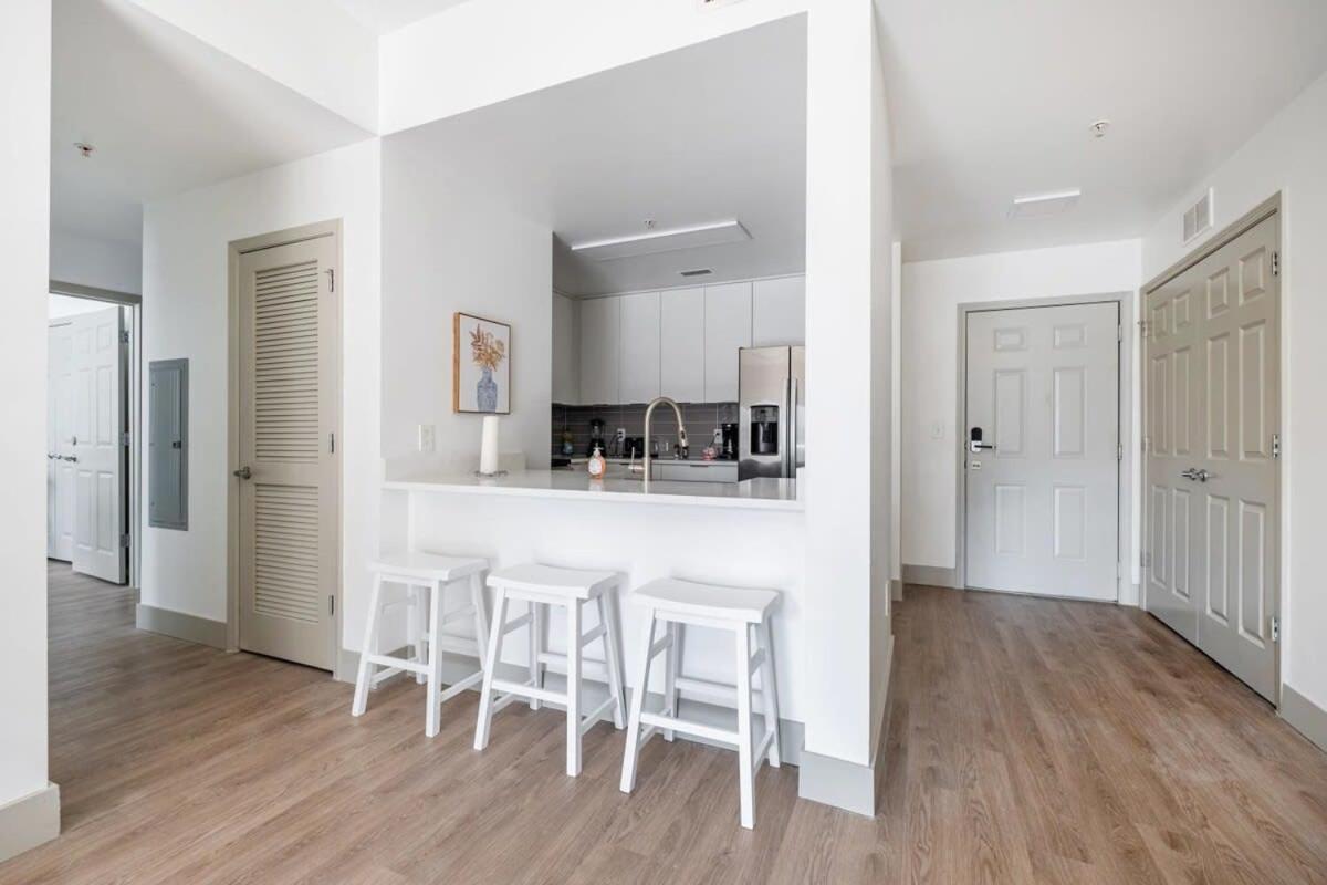 4B 3Ba Premium Family Apartment With Gym Charlotte Exterior photo